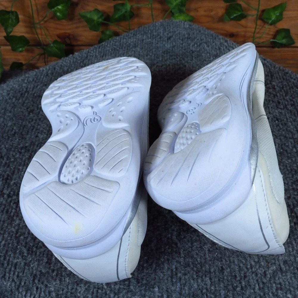 Easy Spirit Gemela 2 Women Casual Sneaker Size 7 Extra Wide Walking White Fabric